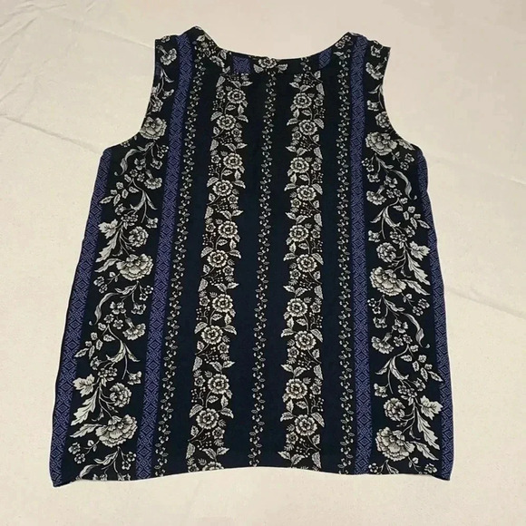 LOFT Women’s Sleeveless Top,Size S. Excellent condition. - Picture 1 of 2